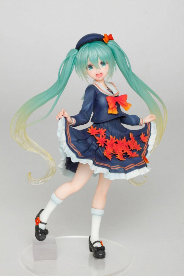 Vocaloid PVC Statue Hatsune Miku 3rd Season Autumn Ver. (re-sales) 18 cm