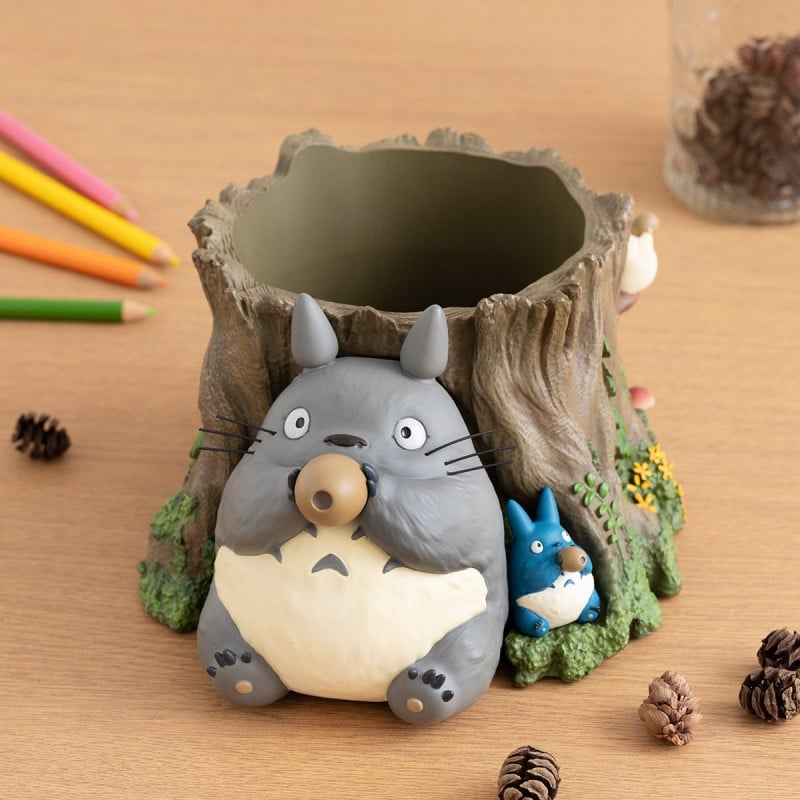 Studio Ghibli My Neighbor Totoro Planter Diorama Totoro tree trunk 17.5cm